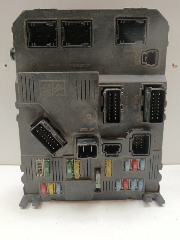 CAJA RELES / FUSIBLES / MODULO BSI PEUGEOT 407 SW ST Sport DIESEL Motor 2,0 Ltr.  136 CV  [2004 - 2011] 5 Puertas
