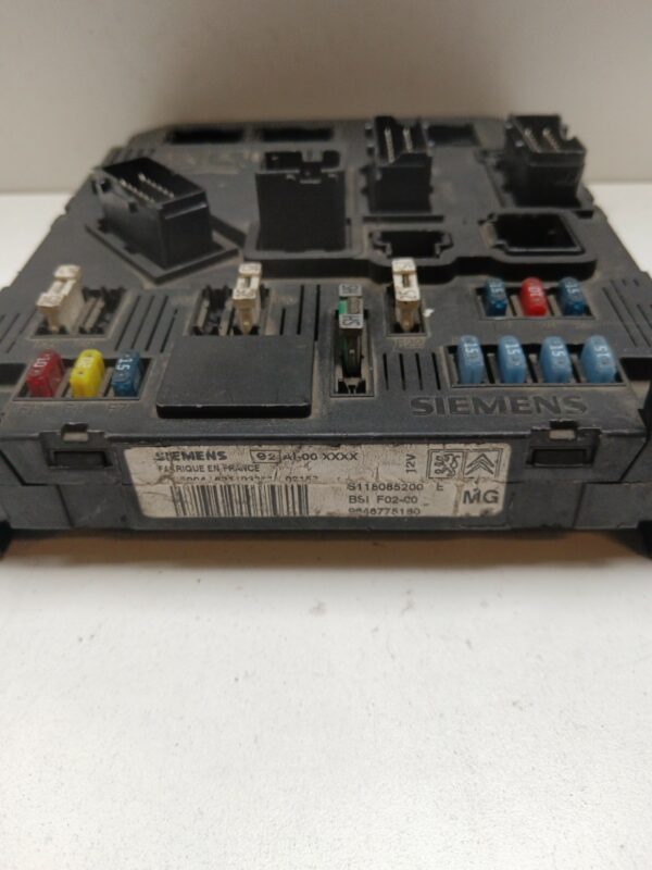 CAJA RELES / FUSIBLES / MODULO BSI CITROEN C3 1.4 HDi Exclusive DIESEL Motor 1,4 Ltr.  68 CV  [1995 - 2010] 5 Puertas - Imagen 2