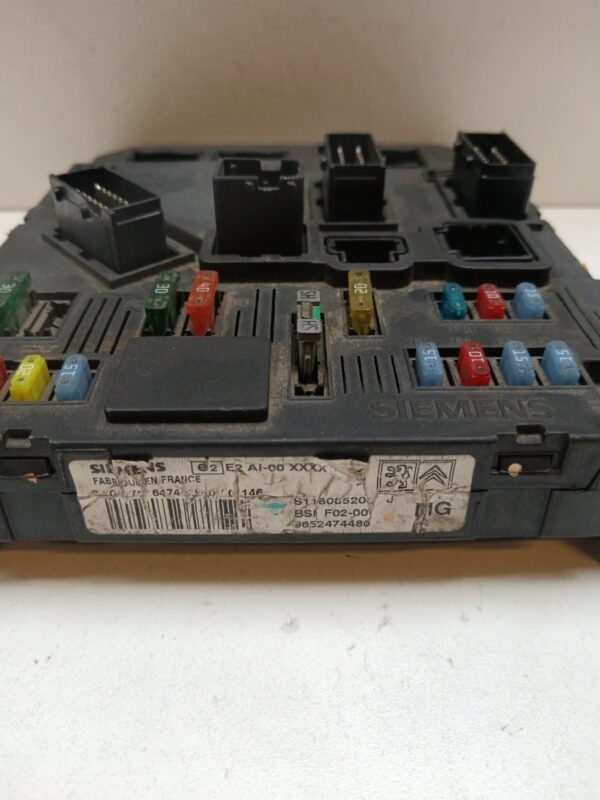 CAJA RELES / FUSIBLES / MODULO BSI CITROEN C3 1.4 HDi Exclusive DIESEL Motor 1,4 Ltr.  68 CV  [1995 - 2010] 5 Puertas - Imagen 2