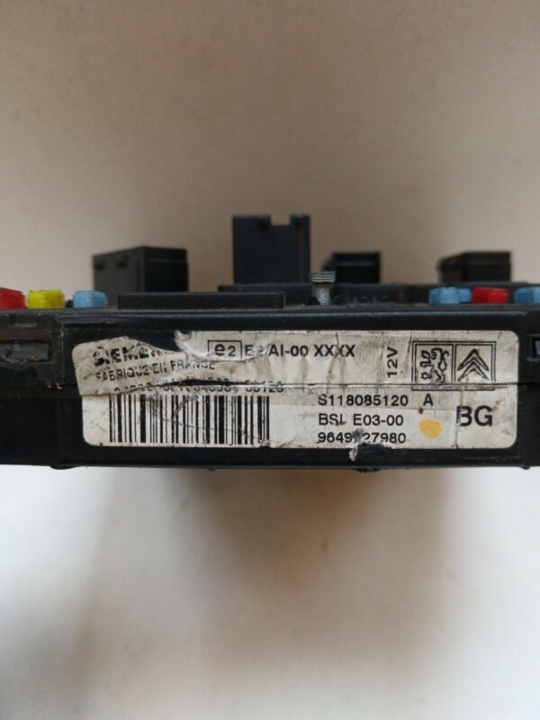 CAJA RELES / FUSIBLES / MODULO BSI CITROEN BERLINGO 1.9 Diesel DIESEL Motor 1,9 Ltr.  69 CV  [2002 - 2011] 3 Puertas - Imagen 2