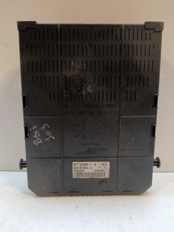 CAJA RELES / FUSIBLES / MODULO BSI PEUGEOT 308 Access DIESEL Motor 1,6 Ltr.  99 CV  [2013 - 2021] 5 Puertas - Imagen 3