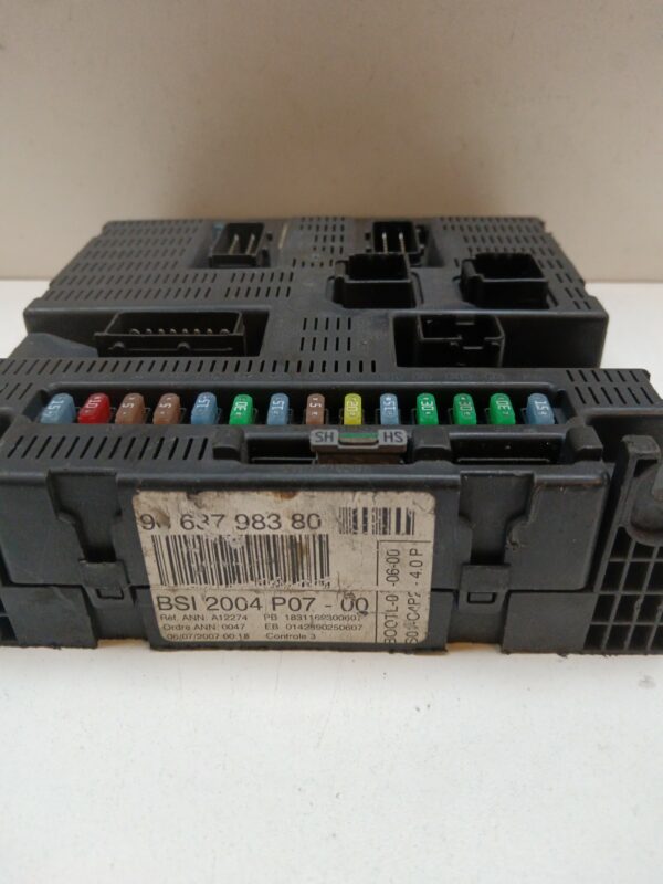 CAJA RELES / FUSIBLES / MODULO BSI PEUGEOT 207 Confort DIESEL Motor 1,4 Ltr.  68 CV  [2006 - 2012] 5 Puertas - Imagen 2