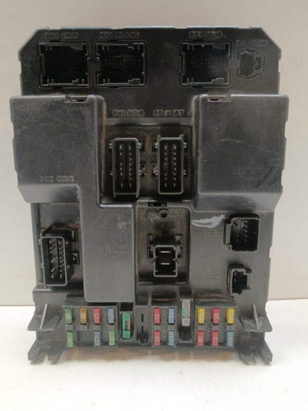 CAJA RELES / FUSIBLES / MODULO BSI PEUGEOT 307 (S1) XR DIESEL Motor 2,0 Ltr.  109 CV  [2001 - 2005] 5 Puertas