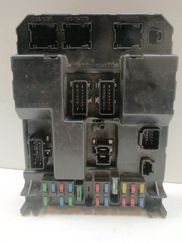CAJA RELES / FUSIBLES / MODULO BSI PEUGEOT 307 (S1) XS DIESEL Motor 2,0 Ltr.  107 CV  [2001 - 2005] 3 Puertas