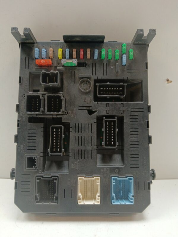 CAJA RELES / FUSIBLES PEUGEOT 307 BREAK / SW (S1)     [2002 - 2005] 0 Puertas