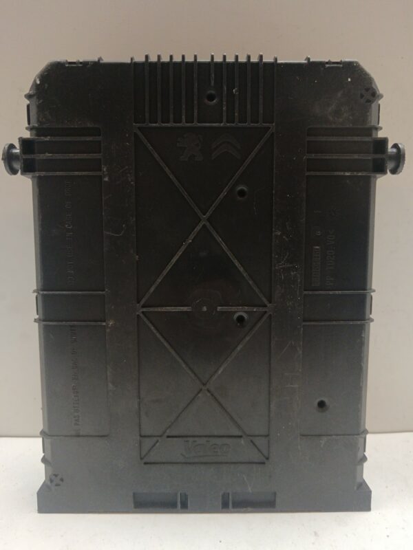 CAJA RELES / FUSIBLES / MODULO BSI PEUGEOT 208 Access DIESEL Motor 1,4 Ltr.  68 CV  [2012 - 2019] 5 Puertas - Imagen 3