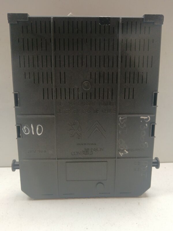 CAJA RELES / FUSIBLES / MODULO BSI PEUGEOT 3008 Access DIESEL Motor 1,6 Ltr.  112 CV  [2009 - 2016] 5 Puertas - Imagen 3