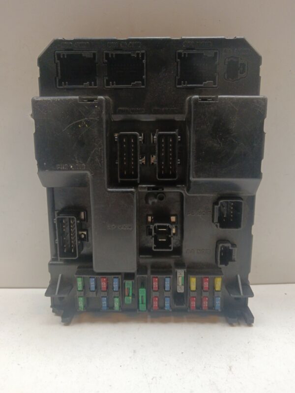 CAJA RELES / FUSIBLES / MODULO BSI PEUGEOT 307 BREAK / SW (S1) SW PACK DIESEL Motor 1,6 Ltr.  109 CV  [2002 - 2005] 5 Puertas