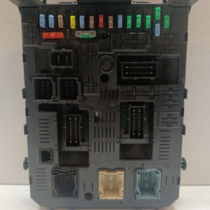 CAJA RELES / FUSIBLES / MODULO BSI PEUGEOT 308 Access DIESEL Motor 1,6 Ltr.  99 CV  [2013 - 2021] 5 Puertas