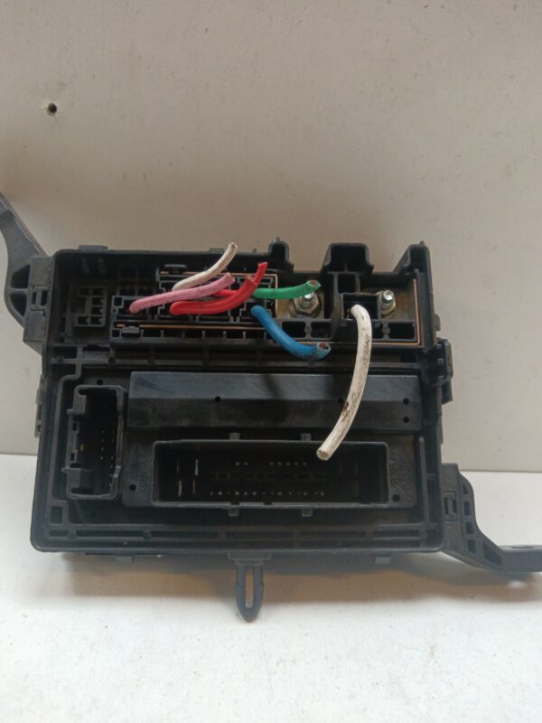 CAJA RELES / FUSIBLES KIA PICANTO *  0 0 [2011 - 2017] 3 Puertas - Imagen 3