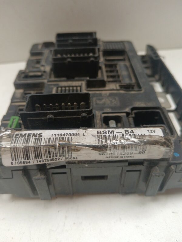 CAJA RELES / FUSIBLES / MODULO BSM CITROEN C3 1.4 HDi Exclusive DIESEL Motor 1,4 Ltr.  68 CV  [1995 - 2010] 5 Puertas - Imagen 2