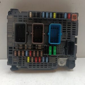 CAJA RELES / FUSIBLES / MODULO BSM CITROEN C4 BERLINA Exclusive NAFTA 95 Motor 1,6 Ltr.  109 CV  [2004 - 2011] 5 Puertas