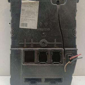 CAJA RELES / FUSIBLES RENAULT MEGANE II CLASSIC BERLINA Confort Authentique DIESEL Motor 1,5 Ltr.  86 CV  [2003 - 2010] 4 Puertas