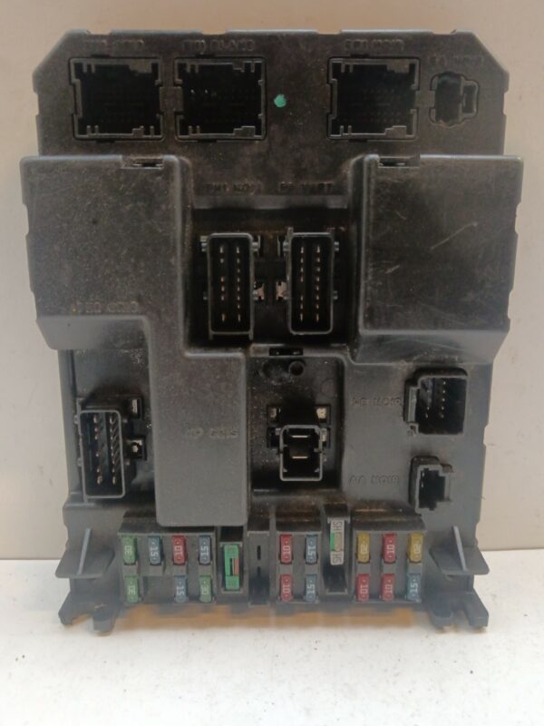 CAJA RELES / FUSIBLES / MODULO BSI PEUGEOT 307 (S1) XR DIESEL Motor 2,0 Ltr.  109 CV  [2001 - 2005] 5 Puertas