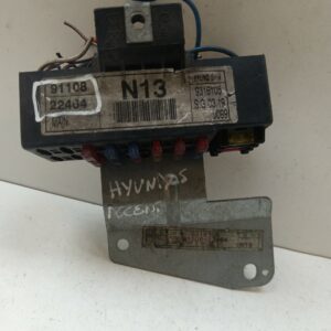 CAJA RELES / FUSIBLES HYUNDAI ACCENT (MC) GL NAFTA Motor 1,4 Ltr.  97 CV  [2006 - 2010] 3 Puertas