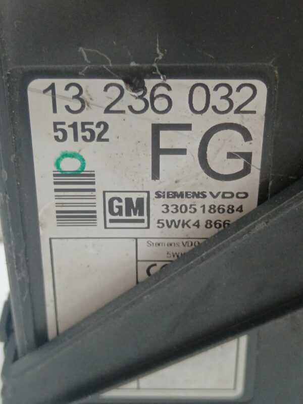 CENTRALITA CIERRE centralizado OPEL MERIVA Cosmo DIESEL Motor 1,7 Ltr.  101 CV  [2003 - 2008] 5 Puertas - Imagen 2