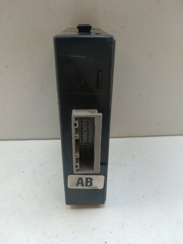 CAJA RELES / FUSIBLES SUZUKI ALTO AMF 310 GA NAFTA 95 Motor 1,0 Ltr.  68 CV  [2009 - 0] 5 Puertas - Imagen 4
