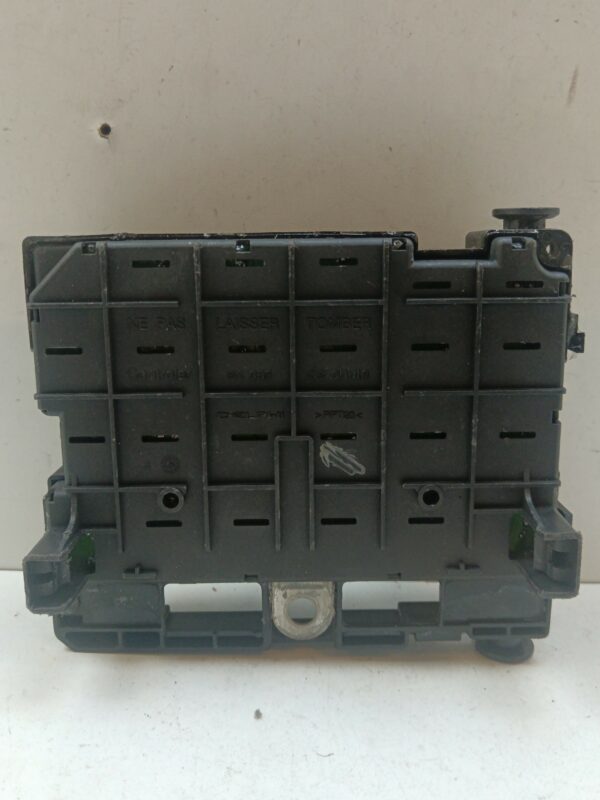 CAJA RELES / FUSIBLES / MODULO BSM PEUGEOT 307 BREAK / SW (S1) SW PACK DIESEL Motor 1,6 Ltr.  109 CV  [2002 - 2005] 5 Puertas - Imagen 3
