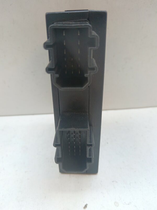 MODULO CONFORT VOLKSWAGEN BORA BERLINA (1J2) Conceptline DIESEL Motor 1,9 Ltr.  101 CV  [1998 - 2005] 4 Puertas - Imagen 3