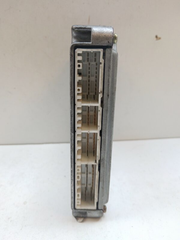 CENTRALITA MOTOR UCE TOYOTA COROLLA (E15) Luna DIESEL Motor 2,0 Ltr.  126 CV  [2006 - 2011] 4 Puertas - Imagen 3