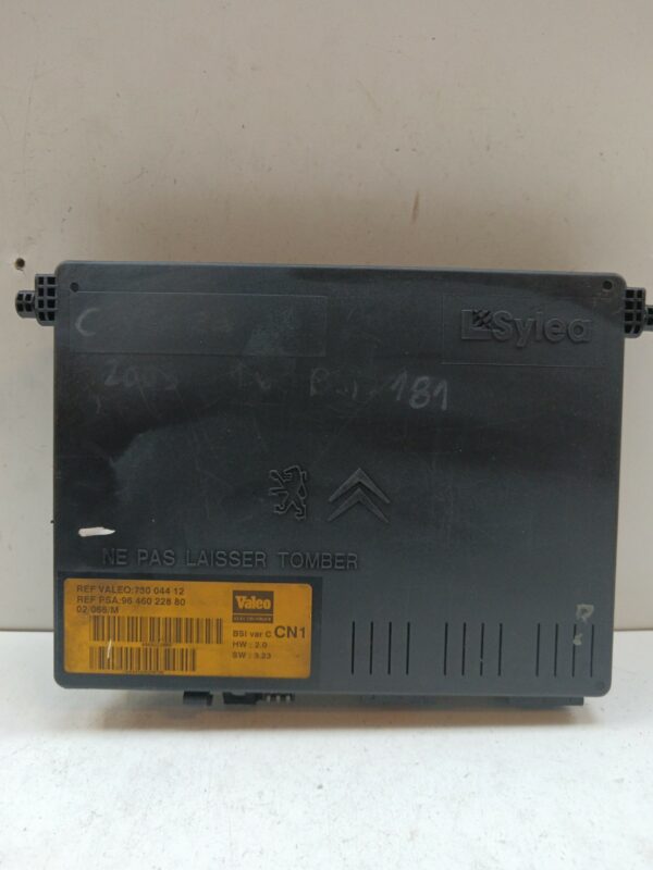CAJA RELES / FUSIBLES / MODULO BSI CITROEN XSARA PICASSO 1.6 HDi 90 Exclusive DIESEL Motor 1,6 Ltr.  90 CV  [1999 - 2011] 5 Puertas