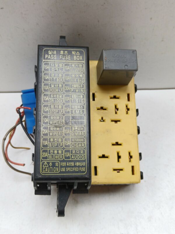 CAJA RELES / FUSIBLES CHEVROLET SPARK GT Basis NAFTA 95 Motor 1,0 Ltr.  68 CV  [2009 - 2016] 5 Puertas