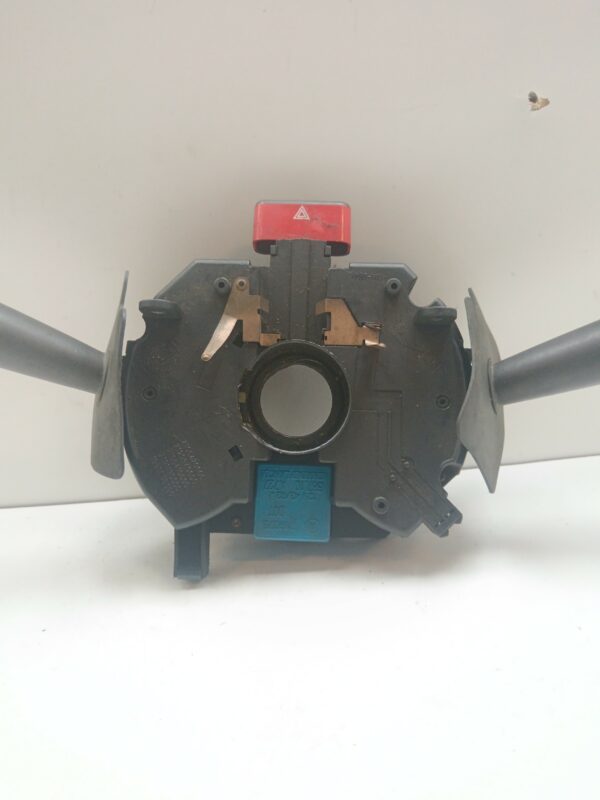 LLAVE DE LUCES LIMPIAPARABRISAS FIAT PUNTO BERL. (176) 1,1 NAFTA Motor 1,1 Ltr.  54 CV  [1993 - 1997] 3 Puertas - Imagen 2