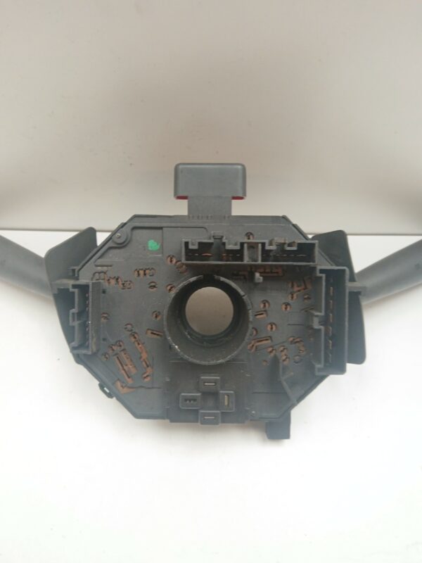 LLAVE DE LUCES LIMPIAPARABRISAS FIAT PUNTO BERL. (176) 1,1 NAFTA Motor 1,1 Ltr.  54 CV  [1993 - 1997] 3 Puertas - Imagen 3