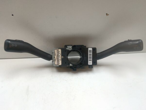 LLAVE DE LUCES LIMPIAPARABRISAS VOLKSWAGEN GOLF IV BERLINA (1J1) GTI NAFTA 95 Motor 1,8 Ltr.  150 CV  [1997 - 2003] 3 Puertas