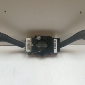 LLAVE SEÑALERO Y LIMPIAPARABRISAS VOLKSWAGEN BORA BERLINA (1J2) Conceptline NAFTA Motor 1,6 Ltr.  105 CV  [1998 - 2005] 4 Puertas
