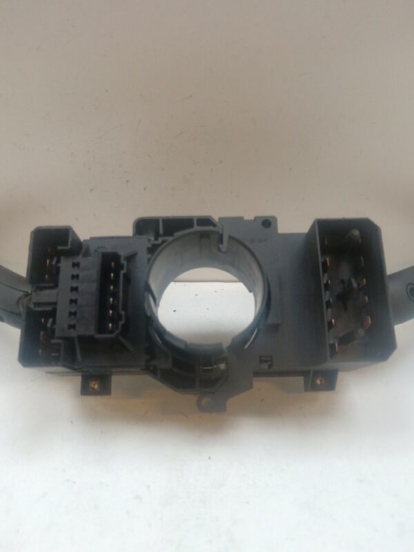 LLAVE SEÑALERO Y LIMPIAPARABRISAS VOLKSWAGEN BORA BERLINA (1J2) Conceptline NAFTA Motor 1,6 Ltr.  105 CV  [1998 - 2005] 4 Puertas - Imagen 4