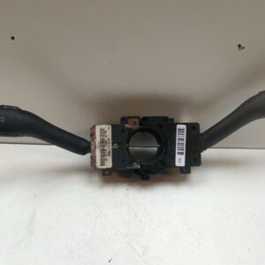 LLAVE DE LUCES LIMPIAPARABRISAS VOLKSWAGEN GOLF IV BERLINA (1J1) Básico NAFTA Motor 1,6 Ltr.  105 CV  [1997 - 2003] 0 Puertas