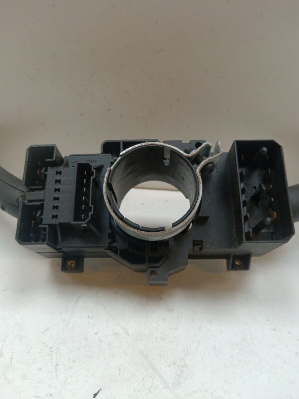 LLAVE DE LUCES LIMPIAPARABRISAS VOLKSWAGEN GOLF IV BERLINA (1J1) Básico NAFTA Motor 1,6 Ltr.  105 CV  [1997 - 2003] 0 Puertas - Imagen 5