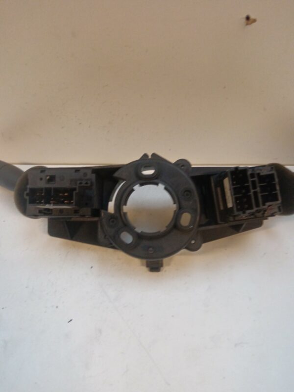 LLAVE DE LUCES LIMPIAPARABRISAS PEUGEOT 206 BERLINA XR NAFTA Motor 1,4 Ltr.  75 CV  [1998 - 2010] 5 Puertas - Imagen 4