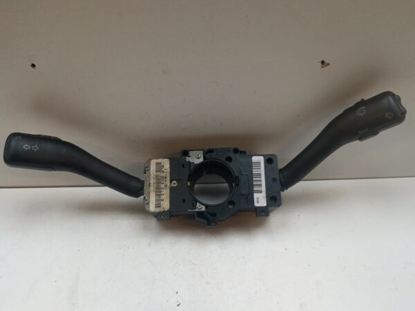 LLAVE DE LUCES LIMPIAPARABRISAS VOLKSWAGEN GOLF IV BERLINA (1J1) Conceptline DIESEL Motor 1,9 Ltr.  90 CV  [1997 - 2003] 3 Puertas