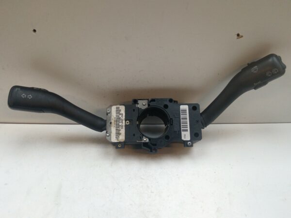 LLAVE DE LUCES LIMPIAPARABRISAS VOLKSWAGEN GOLF IV BERLINA (1J1) GTI NAFTA 95 Motor 1,8 Ltr.  150 CV  [1997 - 2003] 3 Puertas