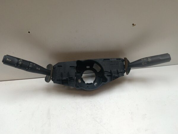 LLAVE DE LUCES LIMPIAPARABRISAS CITROEN SAXO 1.4 Monaco NAFTA Motor 1,4 Ltr.  75 CV  [1996 - 2000] 5 Puertas