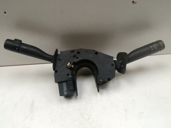 LLAVE DE LUCES LIMPIAPARABRISAS FORD KA (CCQ) Básico NAFTA Motor 1,3 Ltr.  69 CV  [1996 - 2008] 3 Puertas