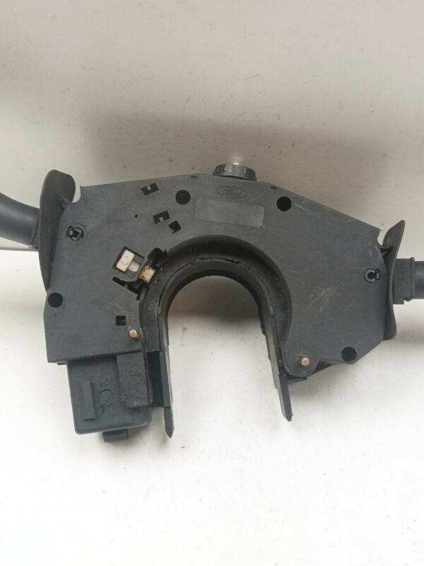 LLAVE DE LUCES LIMPIAPARABRISAS FORD FIESTA BERL./COURIER 1.8 16V CAT NAFTA 95 Motor 1,8 Ltr.  131 CV  [1988 - 1997] 3 Puertas - Imagen 2