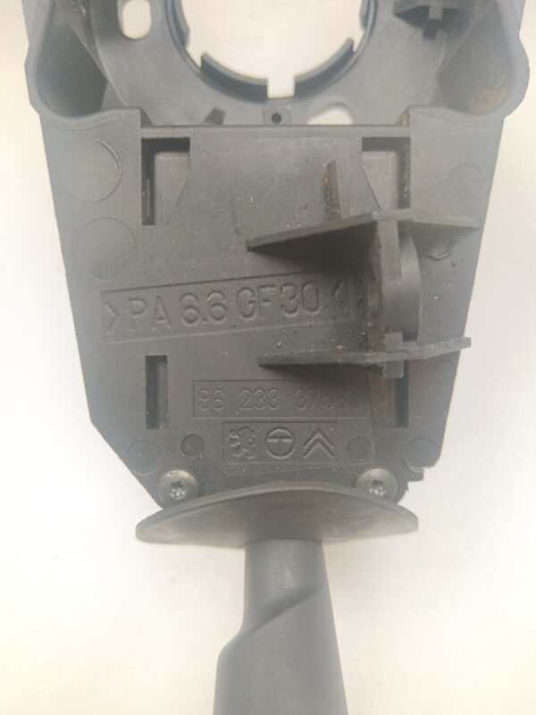 LLAVE DE LUCES LIMPIAPARABRISAS PEUGEOT 306 BREAK Style DIESEL Motor 1,9 Ltr.  90 CV  [1979 - 2003] 5 Puertas - Imagen 2