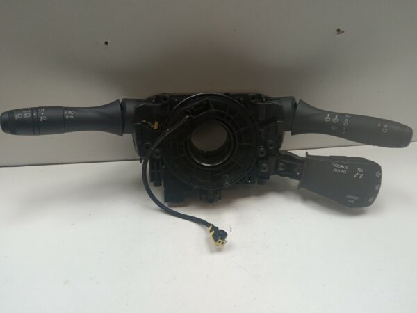 LLAVE MULTIFUNCION RENAULT DUSTER II Comfort DIESEL Motor 1,5 Ltr.  116 CV  [2017 - 0] 5 Puertas
