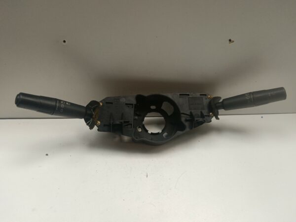 LLAVE DE LUCES LIMPIAPARABRISAS PEUGEOT 306 BERLINA 3/5 PUERTAS (S1) 1.8 CAT NAFTA Motor 1,8 Ltr.  101 CV  [1996 - 0] 3 Puertas