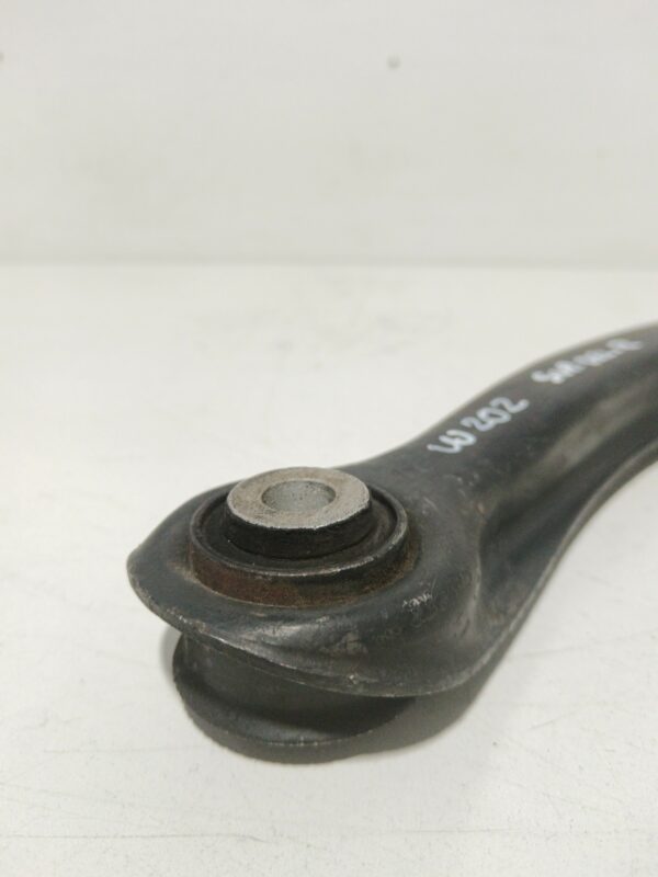 BRAZO SUSPENSION INFERIOR TRASERO DERECHO MERCEDES CLASE C (W202) BERLINA 2.2 CDI CAT DIESEL Motor 2,2 Ltr.  102 CV  [1993 - 2000] 3 Puertas - Imagen 5