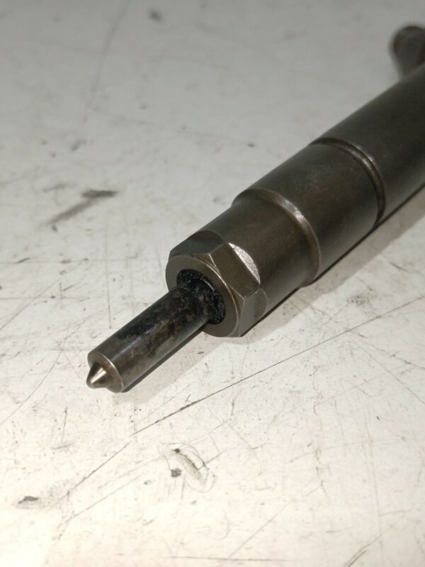 INYECTOR RENAULT LAGUNA (B56) 1.9 dCi Diesel CAT DIESEL Motor 1,9 Ltr.  107 CV  [1998 - 2001] 3 Puertas - Imagen 5