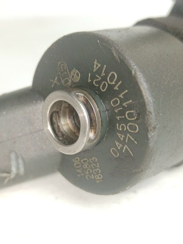 INYECTOR RENAULT MEGANE I CLASSIC (LA0) 1.9 Diesel DIESEL Motor 1,9 Ltr.  64 CV  [1996 - 2001] 3 Puertas - Imagen 2