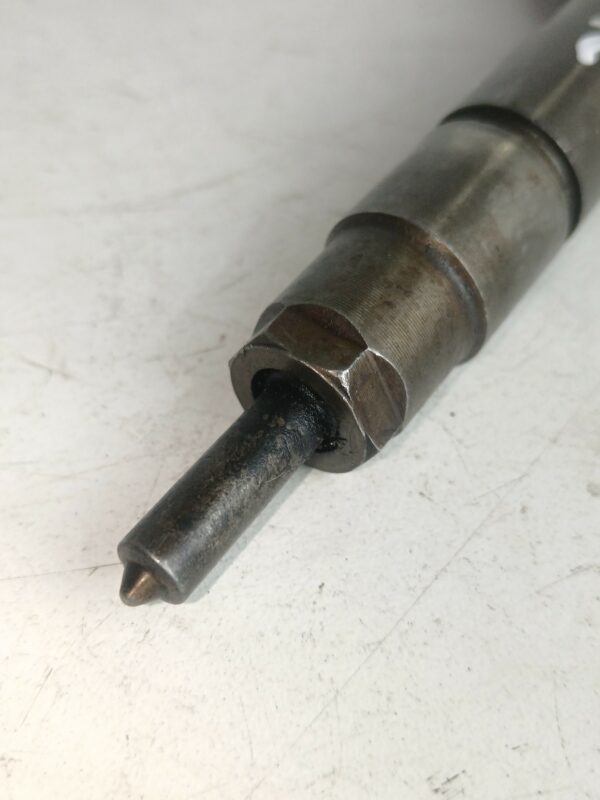 INYECTOR RENAULT MEGANE I CLASSIC (LA0) 1.9 Diesel DIESEL Motor 1,9 Ltr.  64 CV  [1996 - 2001] 3 Puertas - Imagen 5