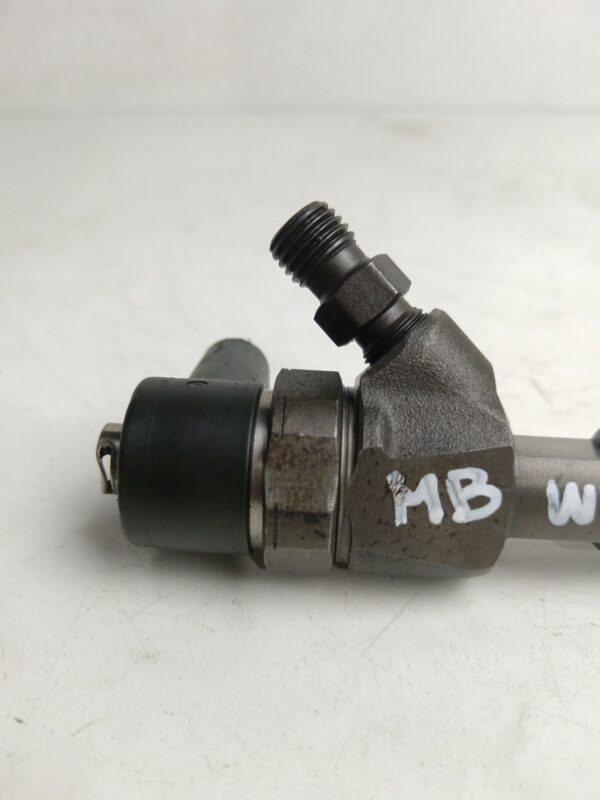 INYECTOR MERCEDES CLASE C (W203) BERLINA 220 CDI (203.006) DIESEL Motor 2,2 Ltr.  143 CV  [2000 - 2007] 4 Puertas - Imagen 3