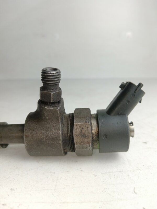 INYECTOR ALFA ROMEO 147 (190) 1.9 JTD 16V CAT DIESEL Motor 1,9 Ltr.  140 CV  [2000 - 2006] 3 Puertas - Imagen 3