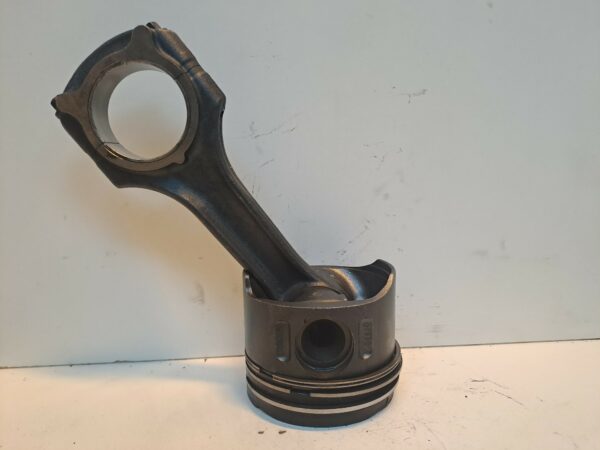 PISTON Y BIELA MERCEDES CLASE E (W211) BERLINA 2.7 CDI CAT DIESEL Motor 2,7 Ltr.  177 CV  [2002 - 2009] 3 Puertas