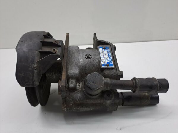 BOMBA DIRECCION VOLKSWAGEN SANTANA (327) 1,6 NAFTA Motor 1,6 Ltr.  86 CV  [1981 - 0] 3 Puertas